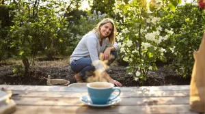 Ces 4 arbustes comestibles à planter dès ce printemps font de votre jardin une réserve de fruits et tisanes