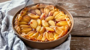 Clafoutis aux poires moelleux et croustillant : le dessert simple et convivial qui met tout le monde d’accord